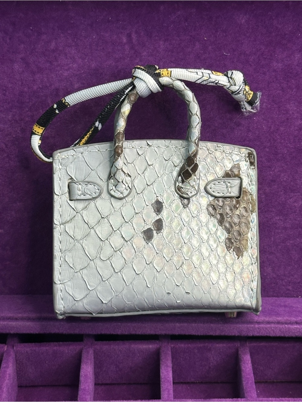 Gray Snake-Pattern Mini Top-Handle Bag - Picture 5 of 8